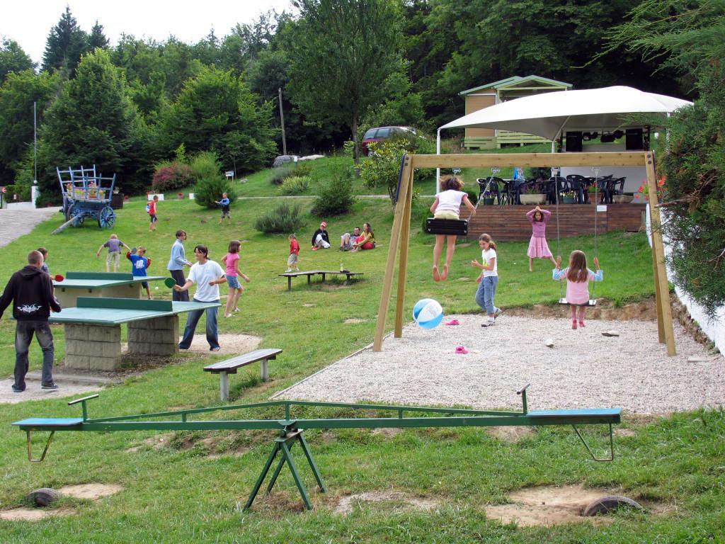 Hotel Team Holiday - Camping Le Balcon De Chartreuse Miribel-les-Échelles Esterno foto